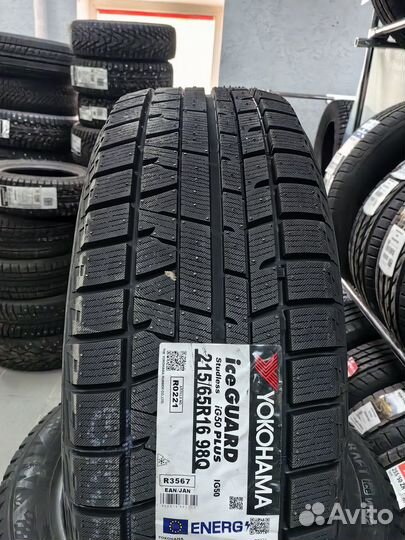 Yokohama Ice Guard IG50+ 215/65 R16 98Q