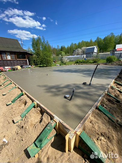 Заливка фундамента, плита, лента