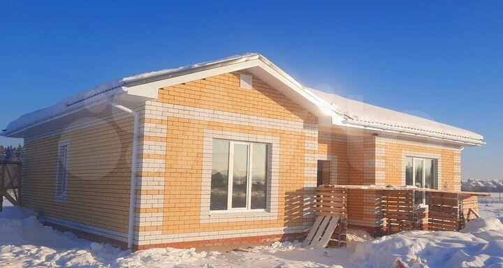 Коттедж 125 м² на участке 10,5 сот.