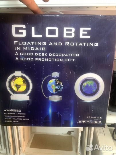 Левитирующий глобус