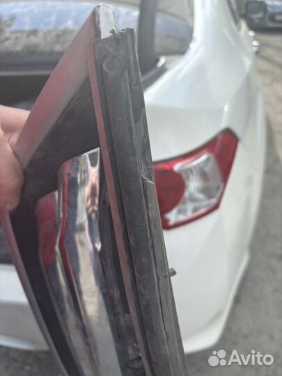 Решетка радиатора honda accord 8