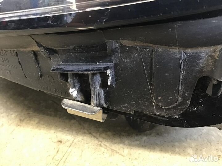 Фара левая Mercedes Benz W205 C-Klasse 2014