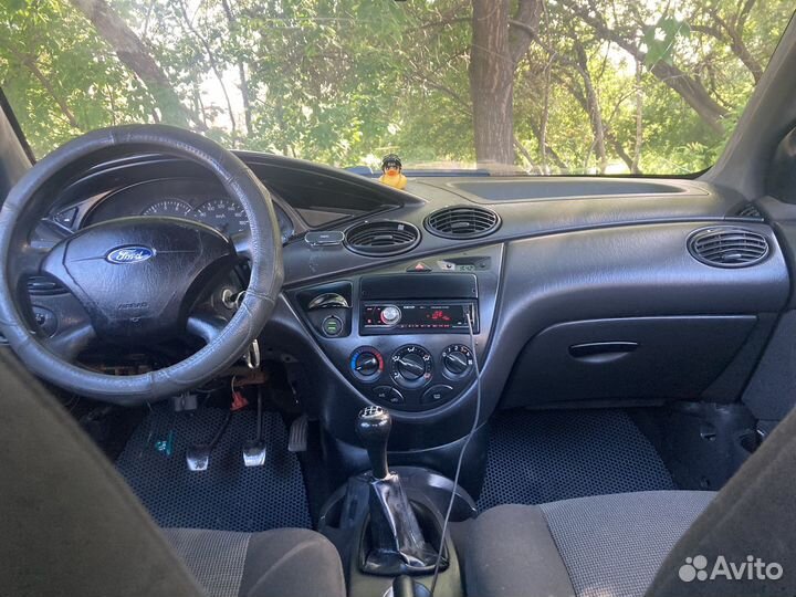 Ford Focus 1.6 МТ, 2004, 169 466 км