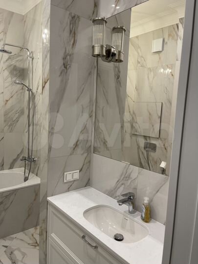 3-к. квартира, 120 м², 2/5 эт.