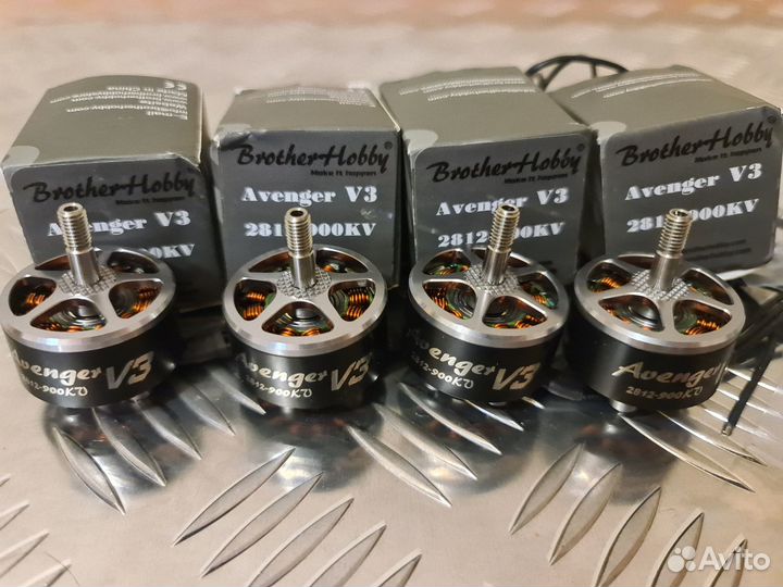 Brother Hobby Avenger 2812 V3 900KV 5-8S мотор FPV
