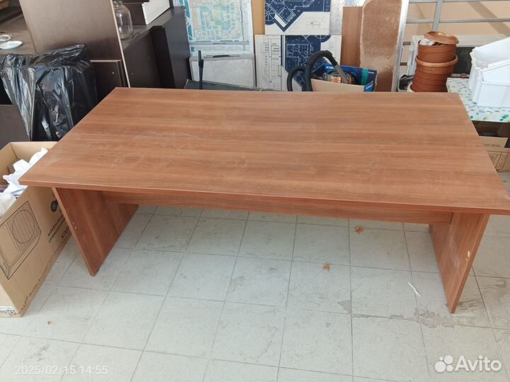 Письменный стол