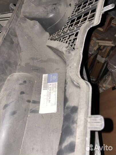 Жабо Mercedes Benz E W210