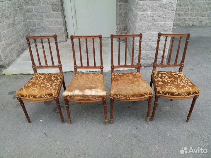 Старинные стулья в стиле ампир