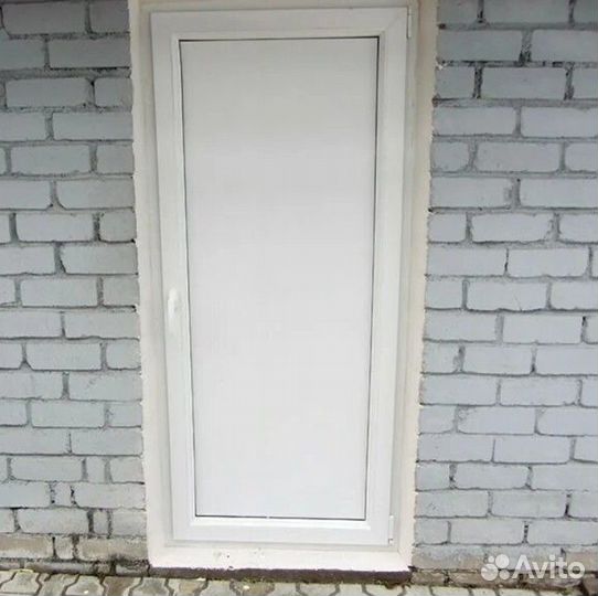 Пластиковые двери на дачу