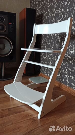Стул растущий белый