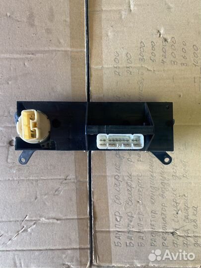 Toyota Sprinter Trueno блок управления печкой