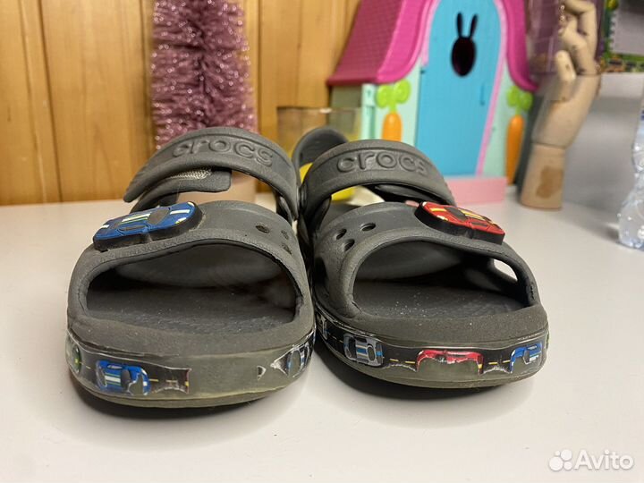 Сандалии crocs c9