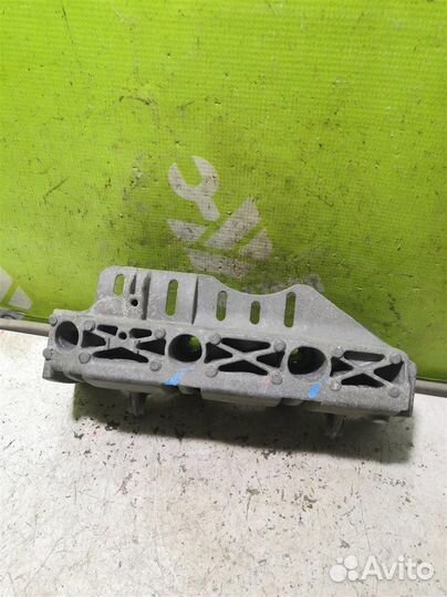 Кронштейн (сопут. товар) Рено Логан