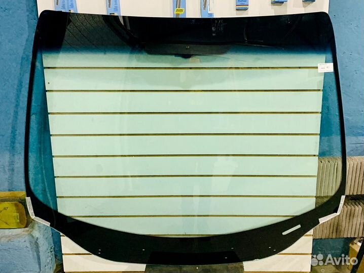 Лобовое стекло Форд Фокус 2