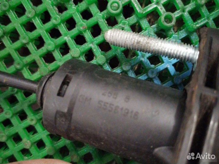 Главный цилиндр сцепления Chevrolet Cruze J