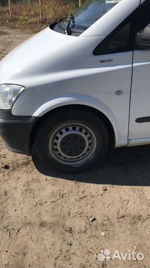 Пластиковые штатные крылья Mercedes Vito / Viano