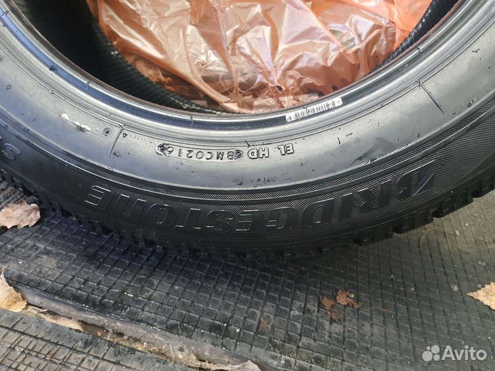 Bridgestone Blizzak VRX 225/60 R18 100S