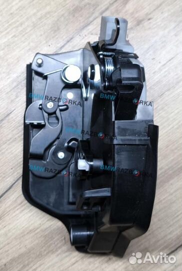 Замок двери передней левой BMW X5 E53 рест. 2004