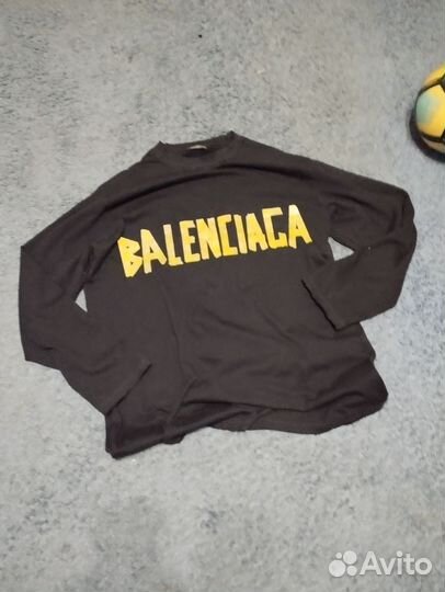 Balenciaga толстовка