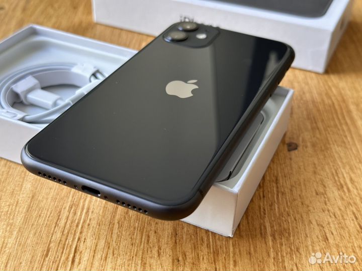 iPhone 11, 128 ГБ