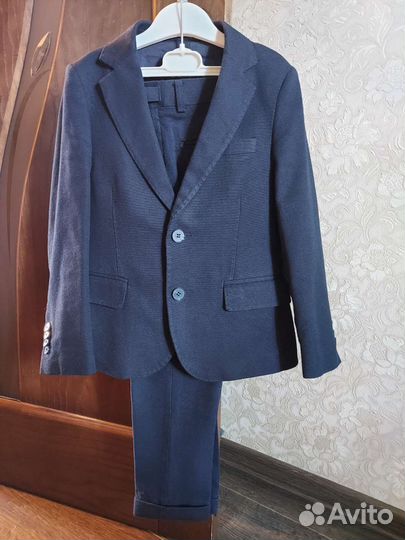 Продам детский школьный костюм Gulliver, разм. 128