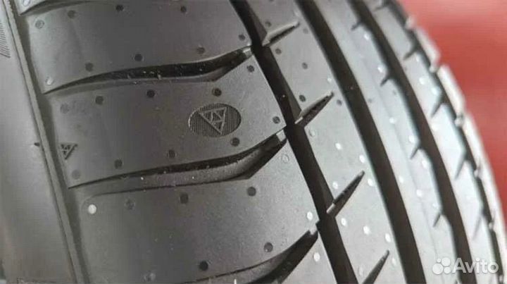 Triangle EffeXSport TH202 245/40 R20