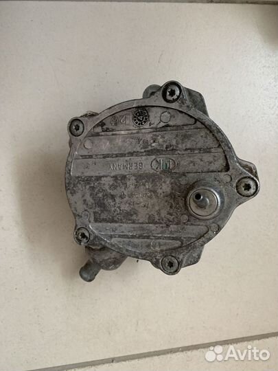 Насос вакуумный BMW 7 серия