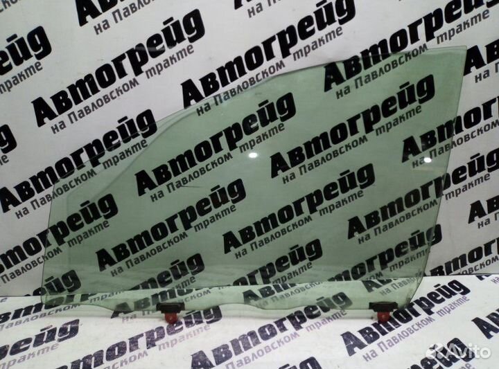 Стекло боковое переднее левое Toyota Ipsum ACM21