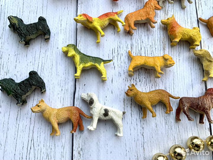 Реалистичные фигурки собак животных
