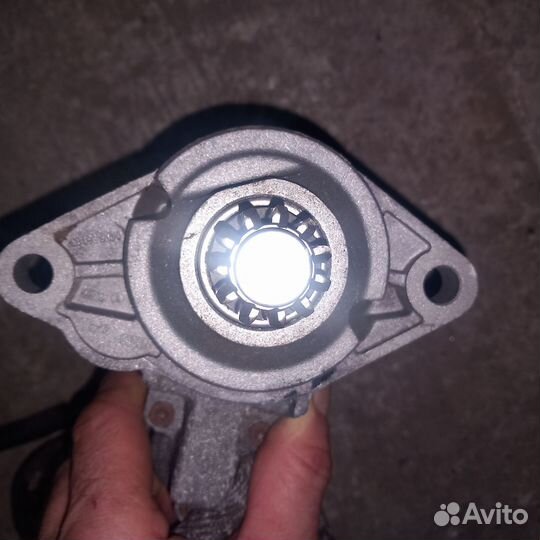 Фольксваген пассат б 6 стартер02Е911023LX