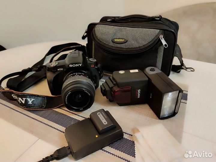 Зеркальный фотоаппарат sony a 230