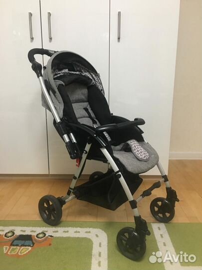 Прогулочная коляска Capella с регулируемой ручкой