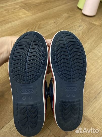 Crocs 1700