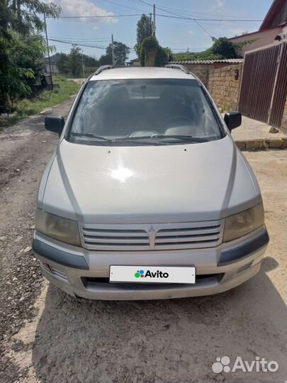 Mitsubishi Space Wagon 2.0 МТ, 2001, 450 247 км