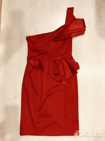 Платье праздничное