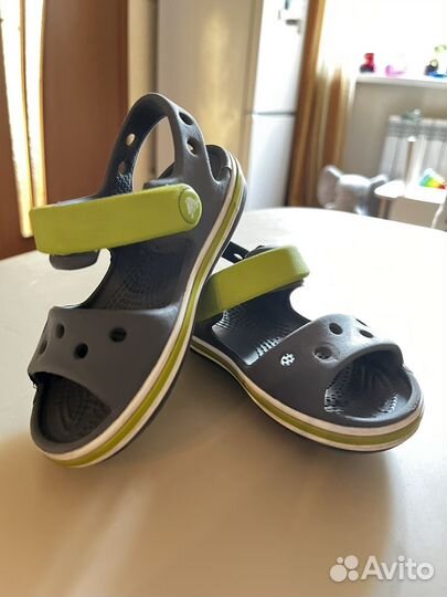 Сандали crocs c7