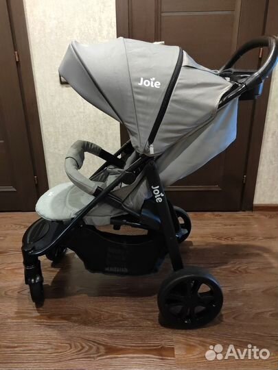 Прогулочная коляска joie litetrax 4