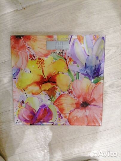 Весы напольные scarlett