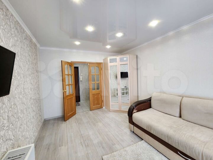 2-к. квартира, 50 м², 1/9 эт.