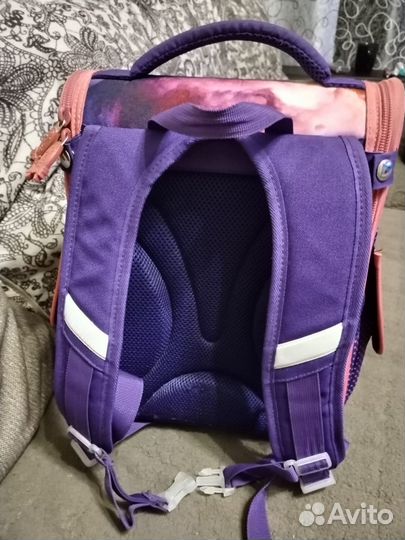 Портфель школьный