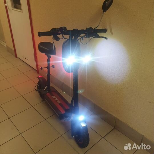 Самокат взрослый электрический бу
