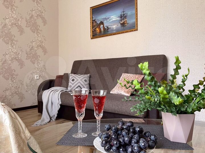 2-к. квартира, 70 м², 2/5 эт.