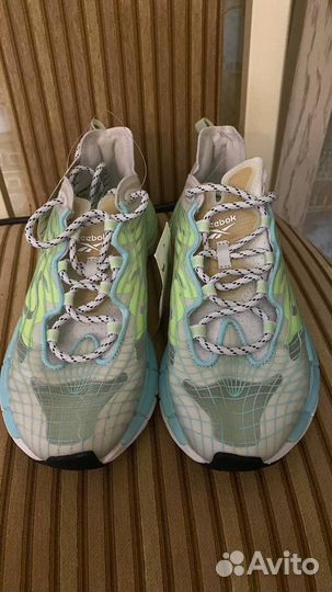 Кроссовки Reebok женские zig kinetica 2