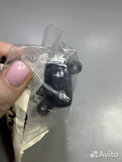 Переключатель центрального замка Mazda CX7