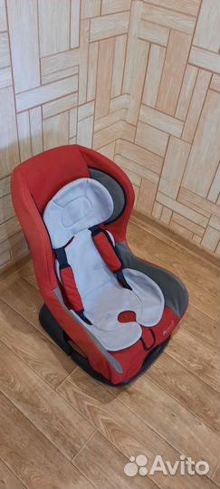 Продам автомобильное детское кресло