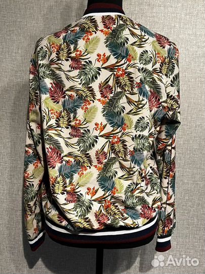 Бомбер stradivarius