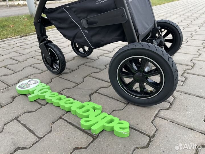 Прогулочная коляска Carrello Bravo Air Над.колеса