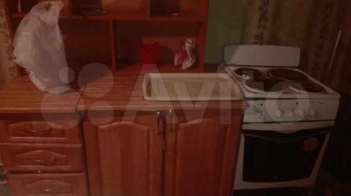 Комната 17 м² в 5-к., 2/2 эт.