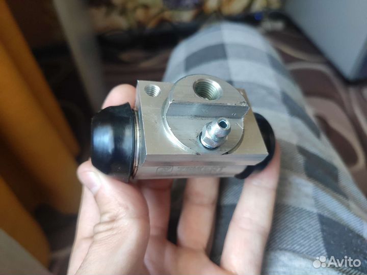 Колесный тормозной цилиндр ZD-1001