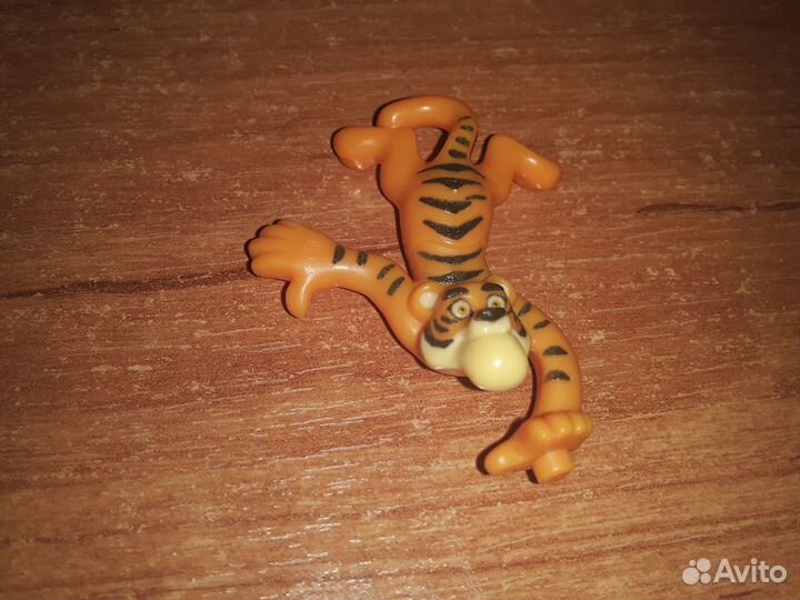 Тигр и др. игрушки из Киндера. Карточки 